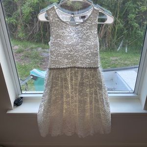 girls dress
